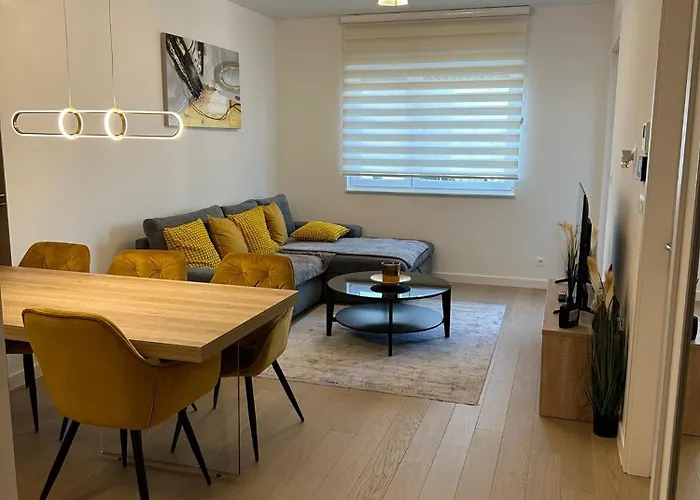 Apartment Rhea Selfcheckin Free Garage Loggia New