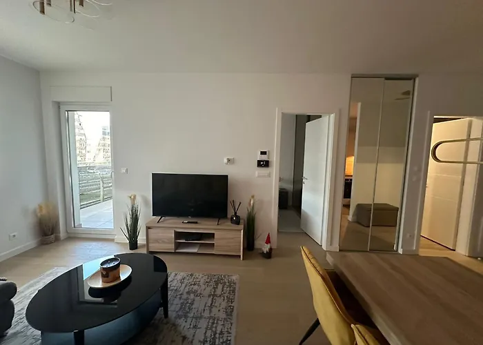 Apartment Rhea Selfcheckin Free Garage Loggia New
