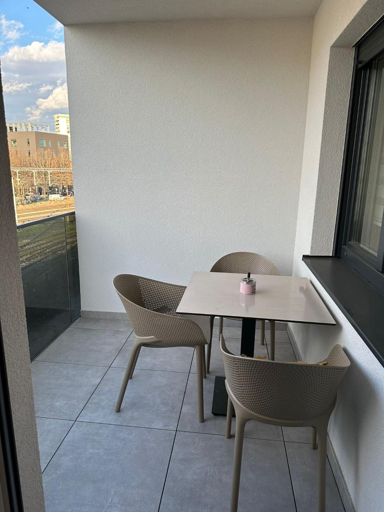 Apartment Rhea Selfcheckin Free Garage Loggia New